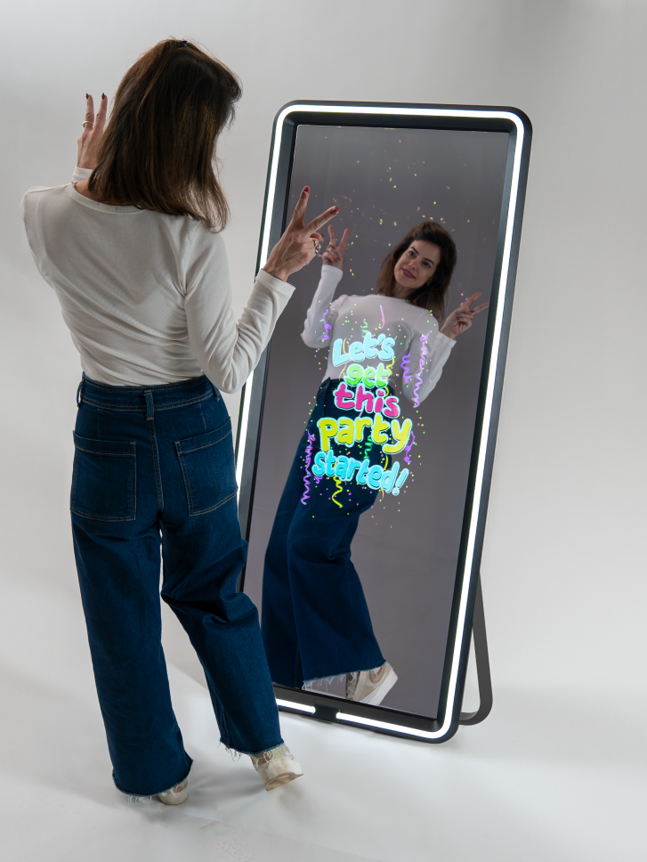 GIrl using Nova Photo Booth